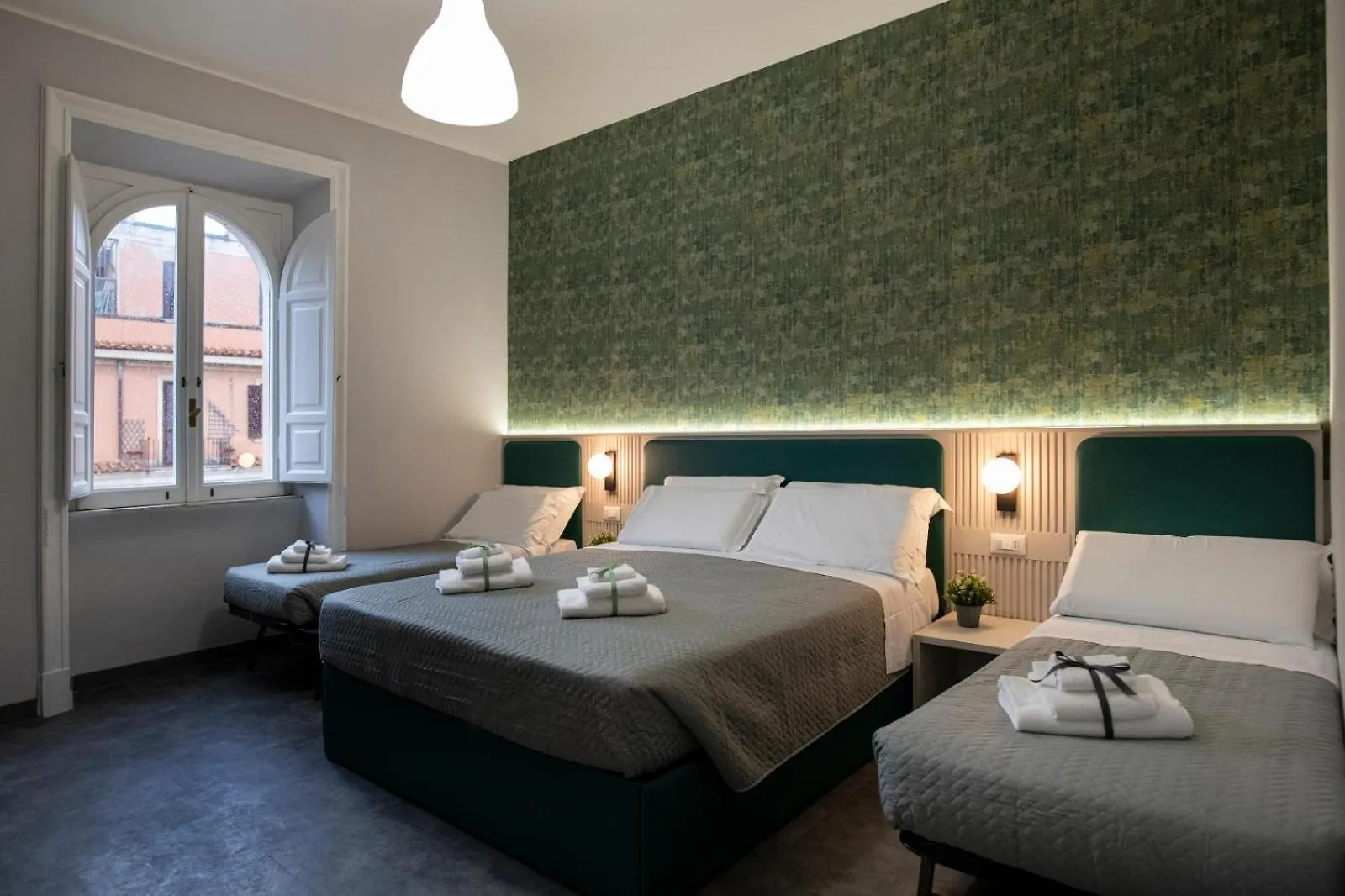Doppiosei Bed & Breakfast Rome Italy